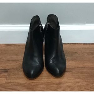 Adrienne Vittadini Booties